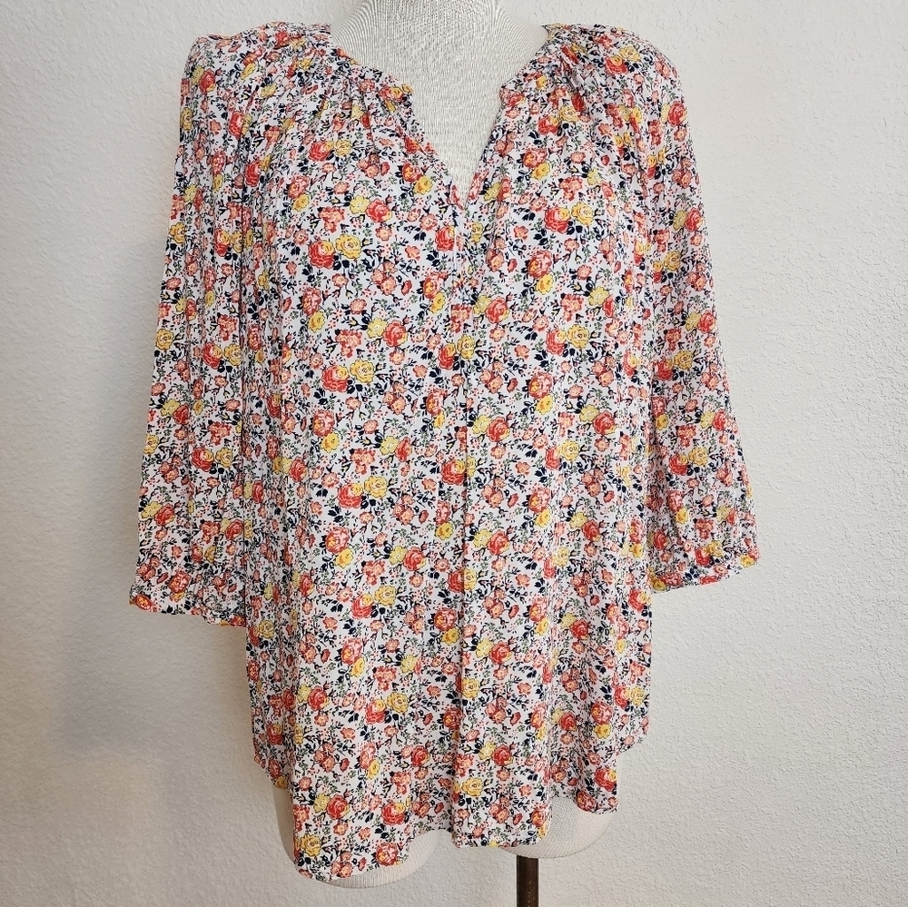Soiree V -Neck Red & Yellow Quarter Balloon Sleeve Round Hem Women's Top Size XL